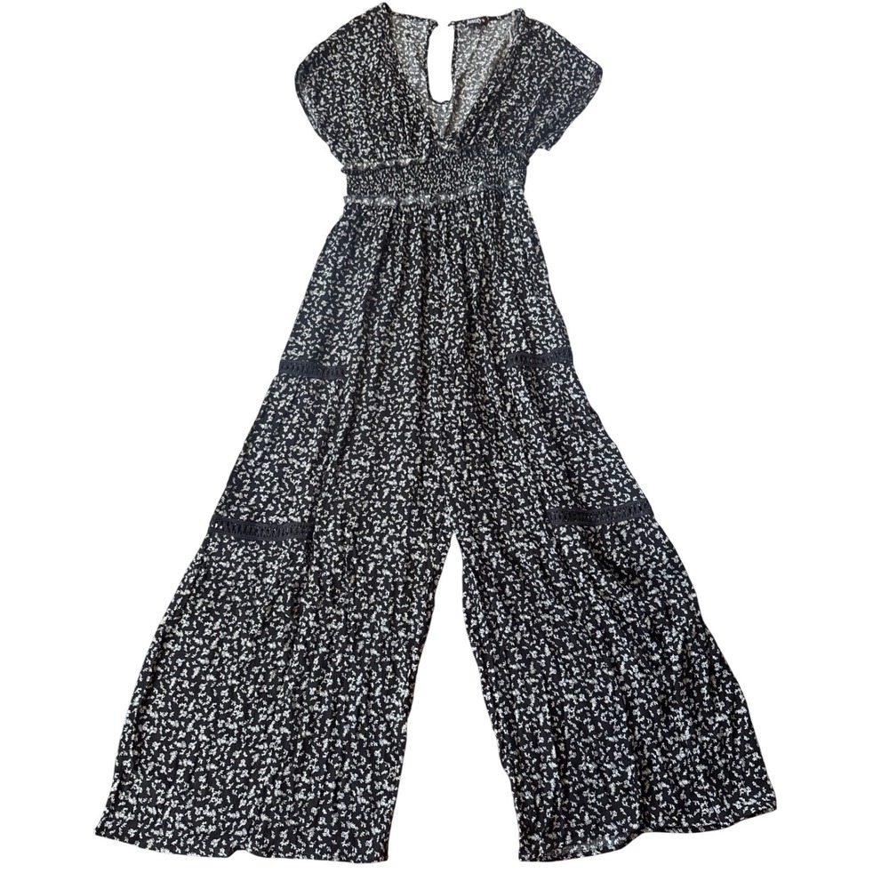 Justify Jumpsuit Women Large Black Floral Smocked Waist Wide Leg Boho